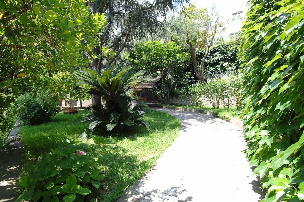 Casa Augusto B&B Capri Exterior foto